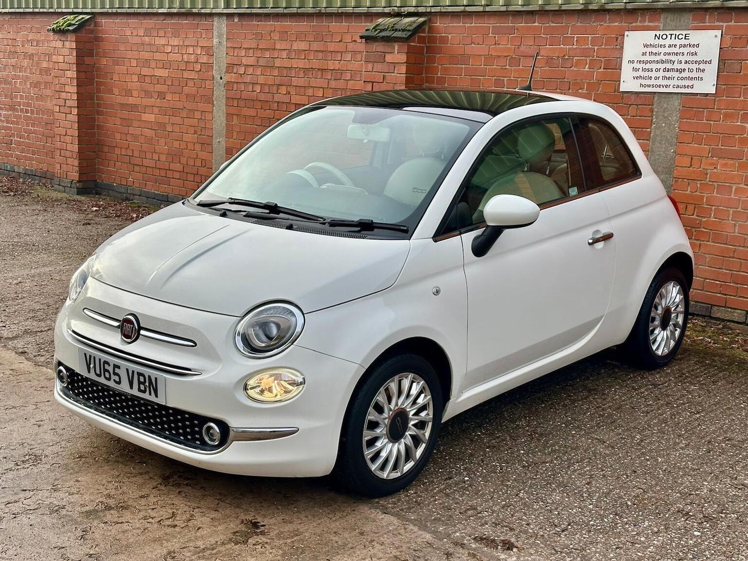 Used Fiat 500 2016 for sale - 77207193: Photo 11