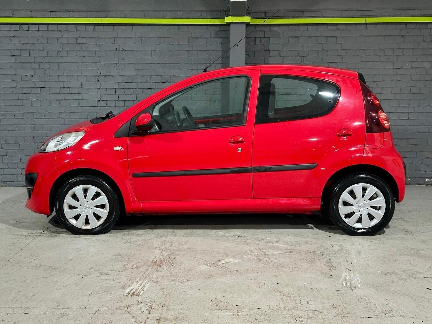Used Peugeot 107 2012 for sale - 77438424: Photo 17
