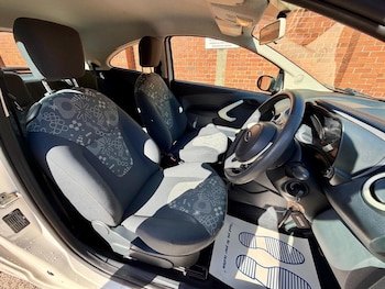Used Ford Ka 2015 for sale - 79081158: Photo