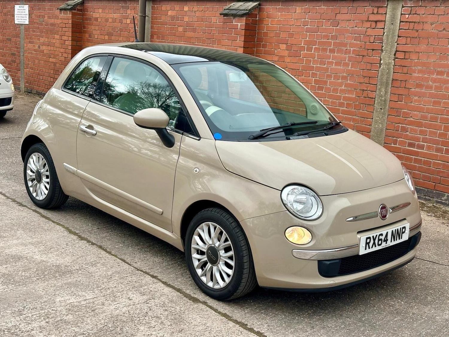 Used Fiat 500 2015 for sale - 78219565: Photo 11