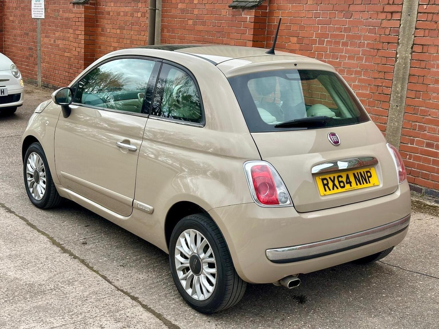 Used Fiat 500 2015 for sale - 78219565: Photo 17