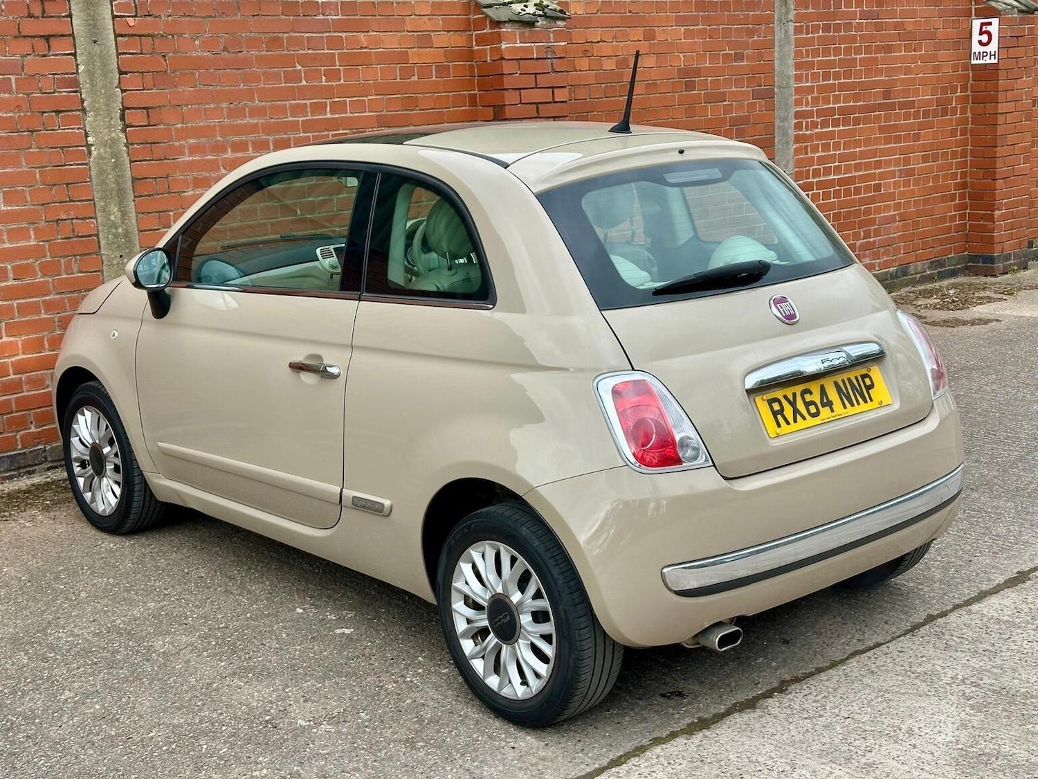 Used Fiat 500 2015 for sale - 78219565: Photo 19