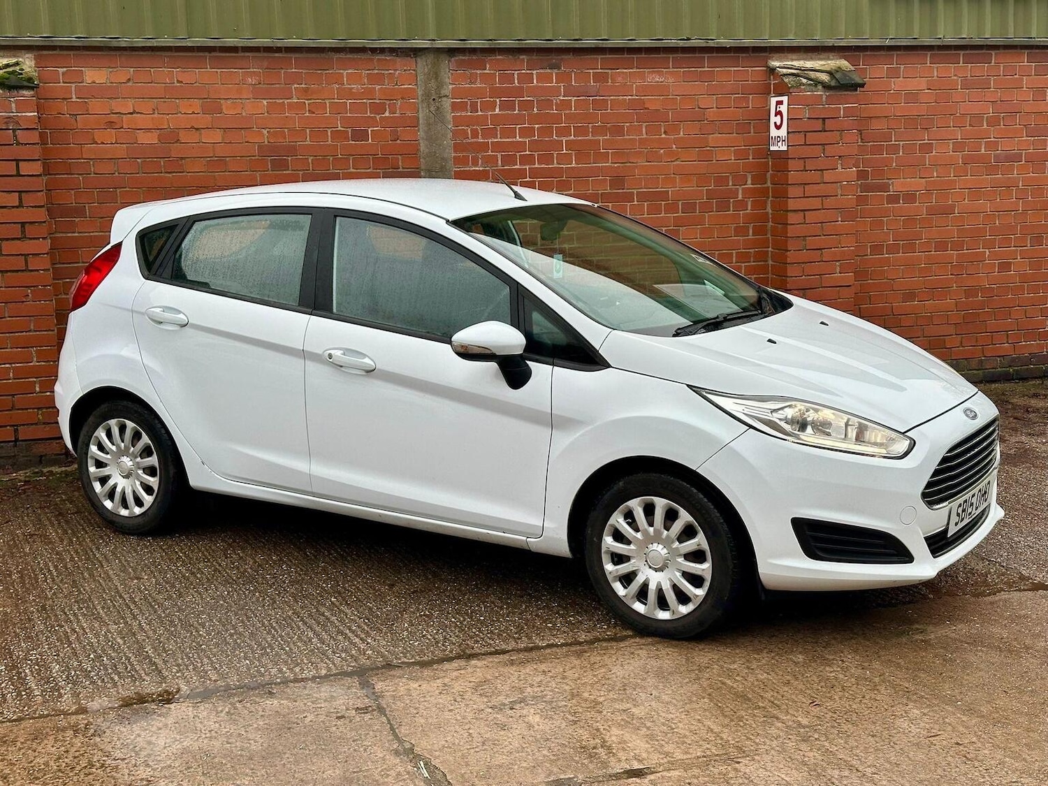 Used Ford Fiesta 2015 for sale - 77011778: Photo 10