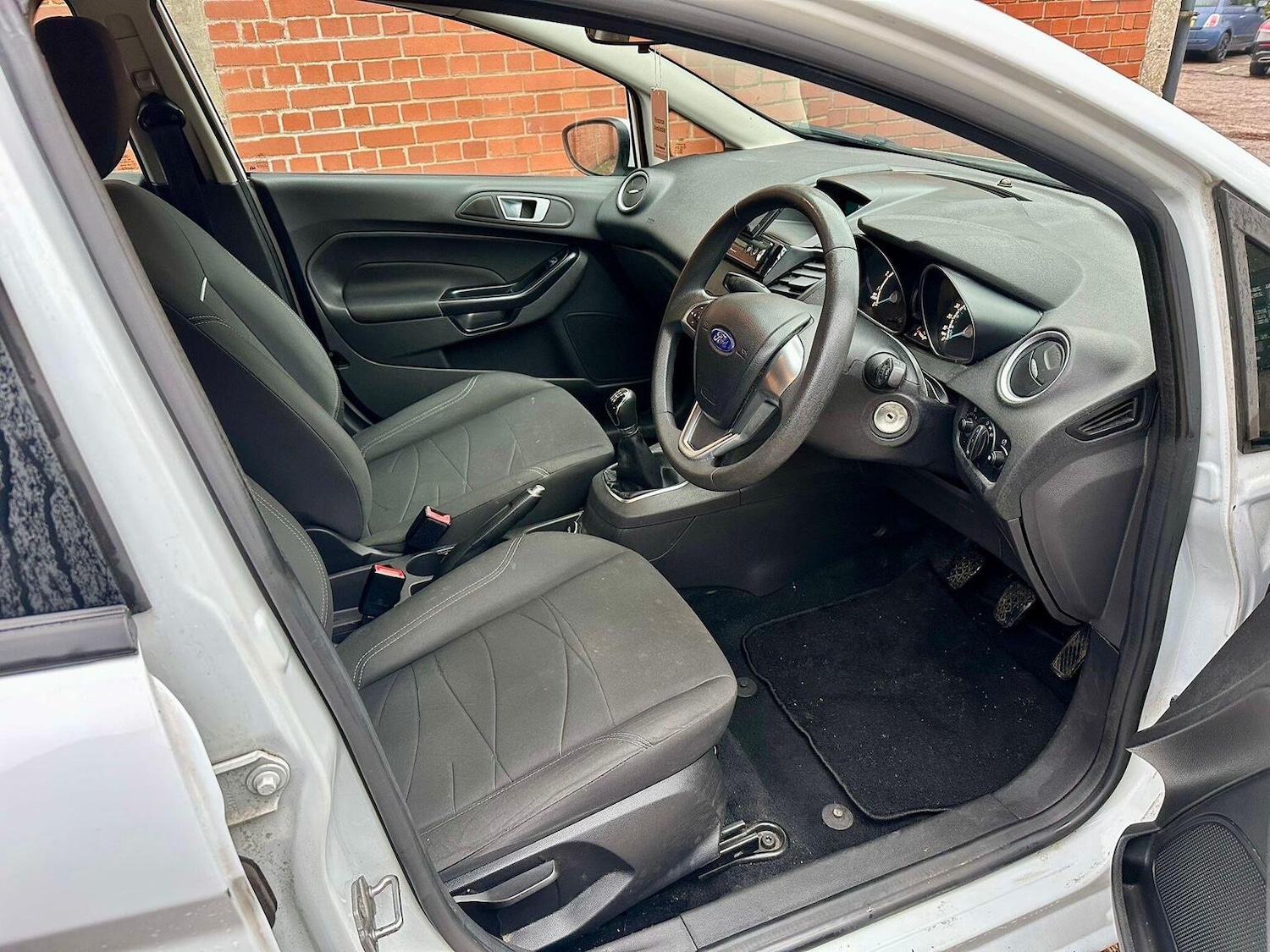 Used Ford Fiesta 2015 for sale - 77011778: Photo 19