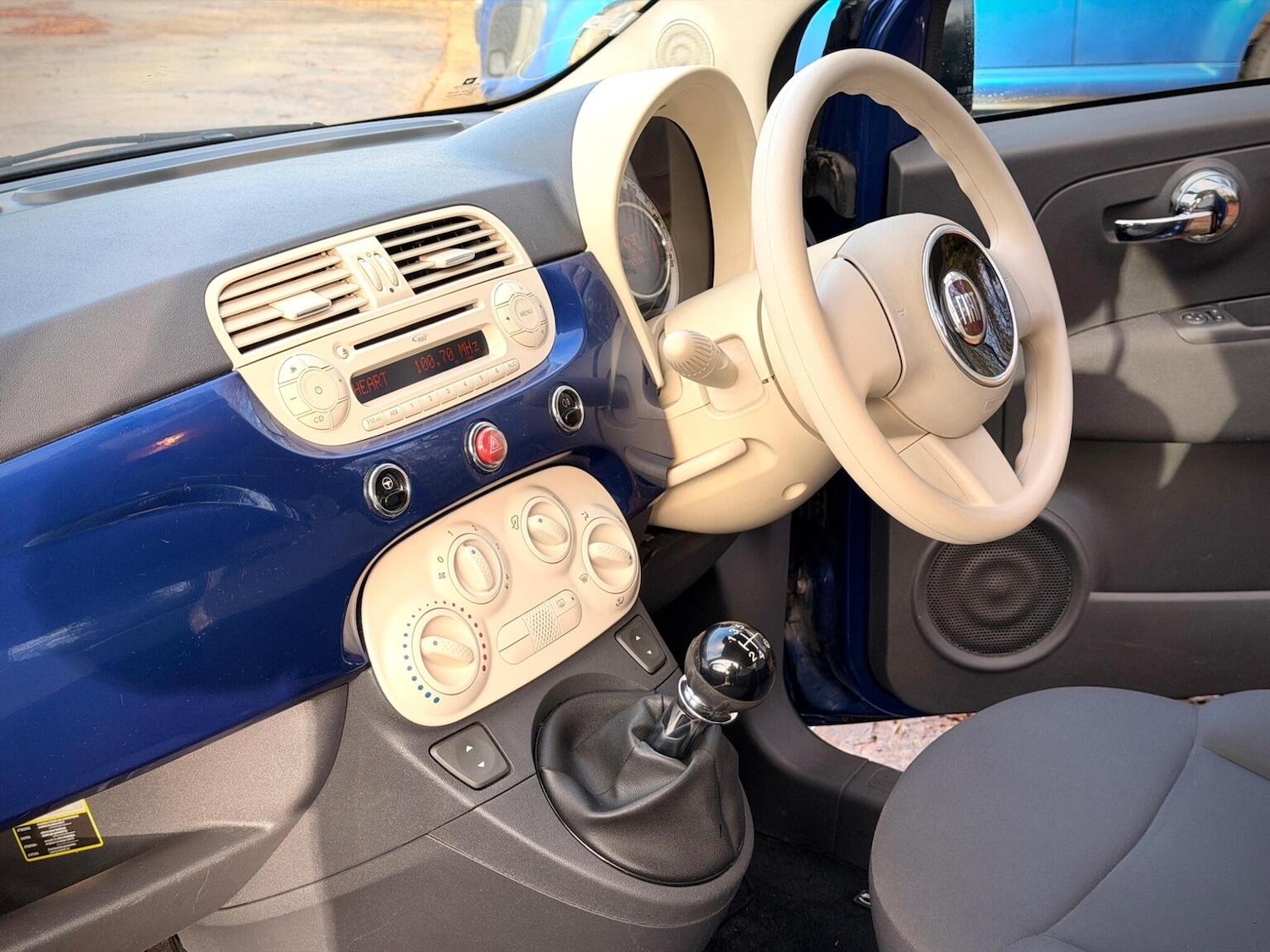 Used Fiat 500 2010 for sale - 76748229: Photo 4