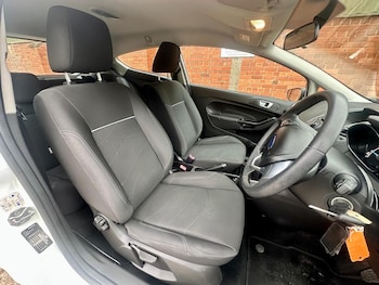 Used Ford Fiesta 2014 for sale - 78250061: Photo