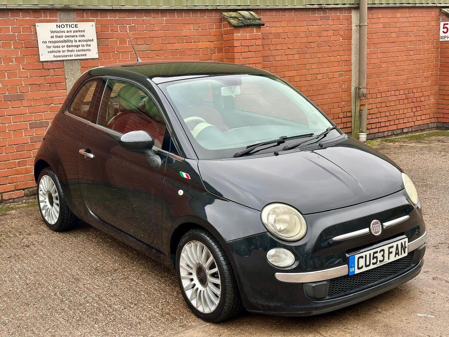 Used Fiat 500 2011 for sale - 77377771: Photo 2