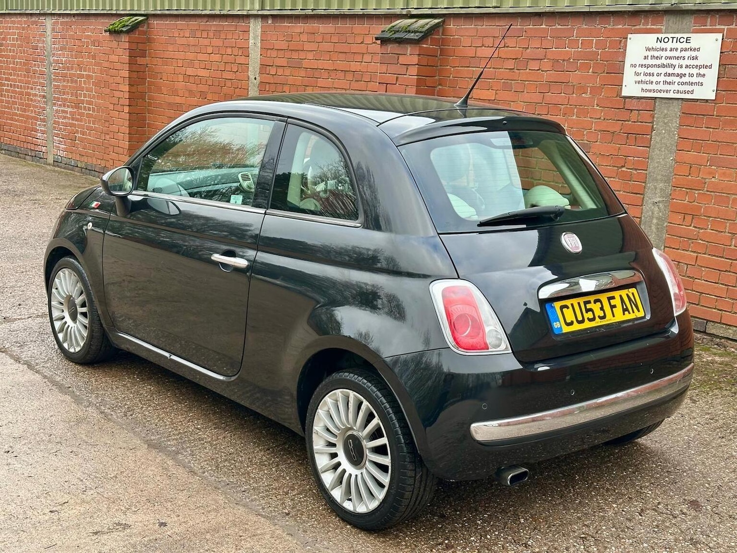 Used Fiat 500 2011 for sale - 77377771: Photo 23