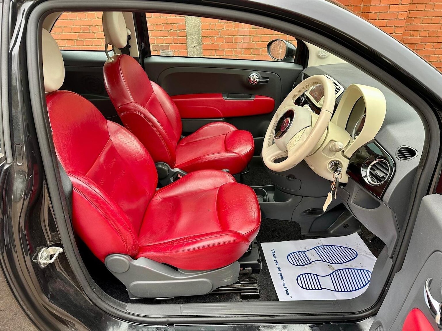 Used Fiat 500 2011 for sale - 77377771: Photo 4