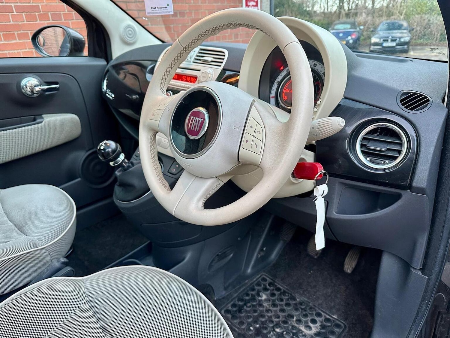 Used Fiat 500 2010 for sale - 76904651: Photo 6