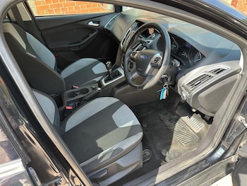 Used Ford Focus 2014 for sale - 75772760: Photo