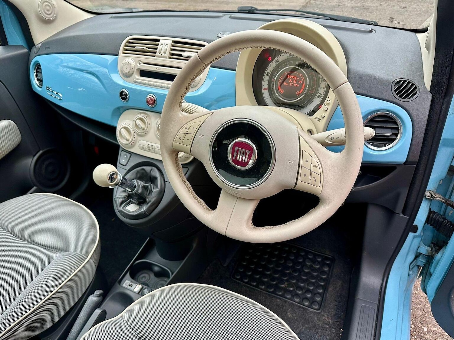 Used Fiat 500 2010 for sale - 76734817: Photo 5