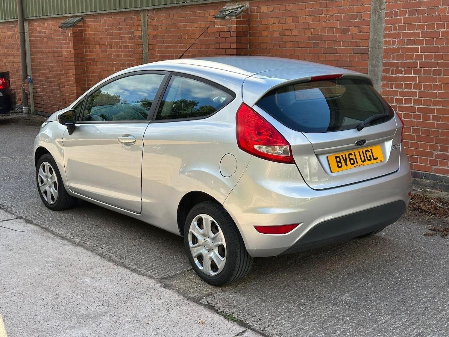 Used Ford Fiesta 2011 for sale - 76045649: Photo 15