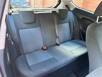 Used Ford Fiesta 2011 for sale - 76045649: Photo 4
