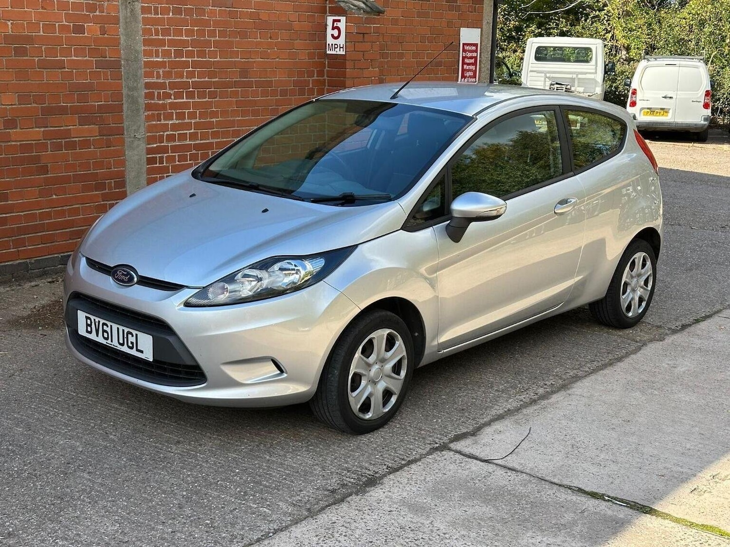 Used Ford Fiesta 2011 for sale - 76045649: Photo 6