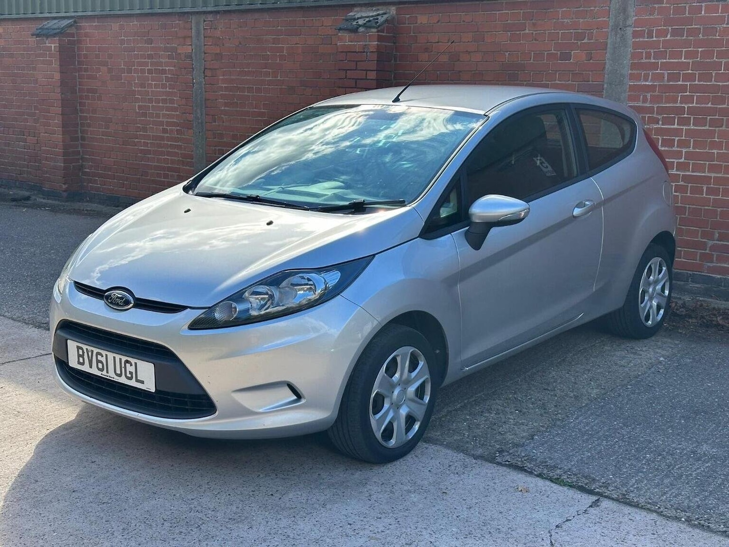 Used Ford Fiesta 2011 for sale - 76045649: Photo 8