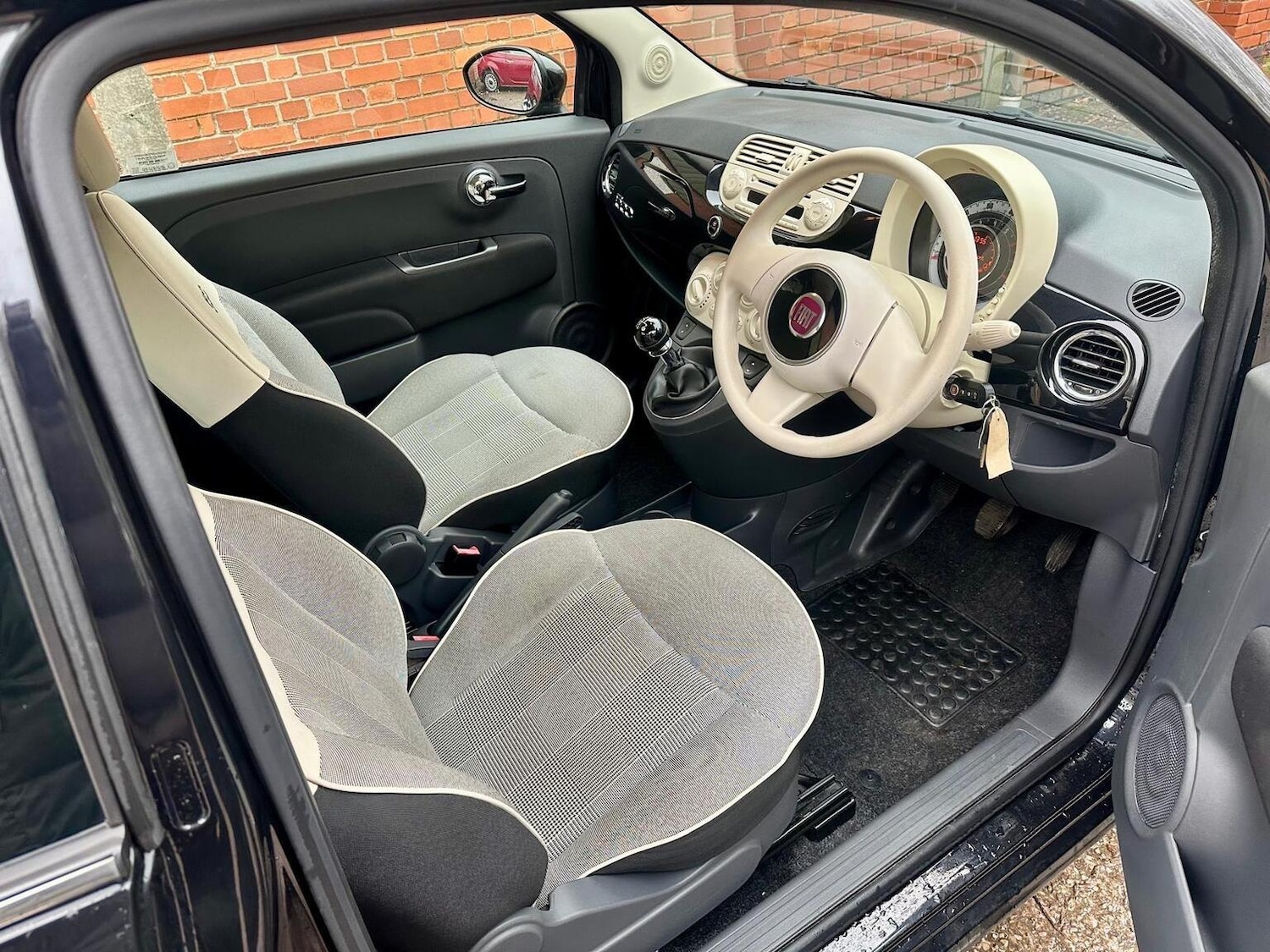 Used Fiat 500 2015 for sale - 77148230: Photo 10