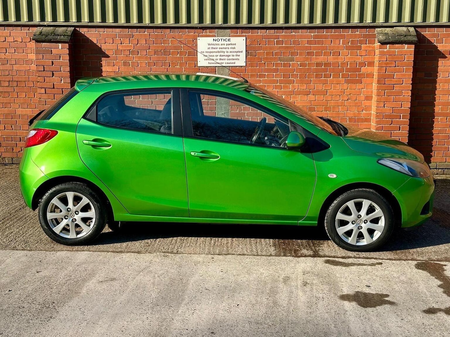 Used Mazda Mazda2 2009 for sale - 77774698: Photo 11