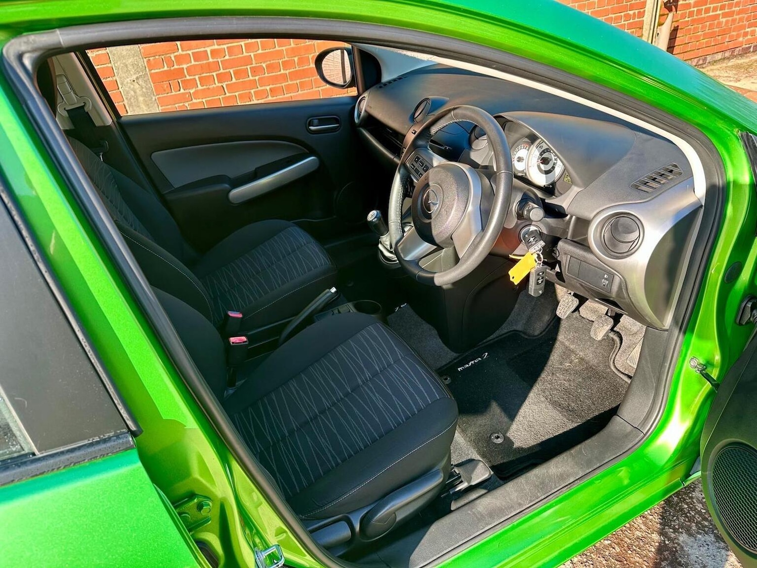 Used Mazda Mazda2 2009 for sale - 77774698: Photo 14