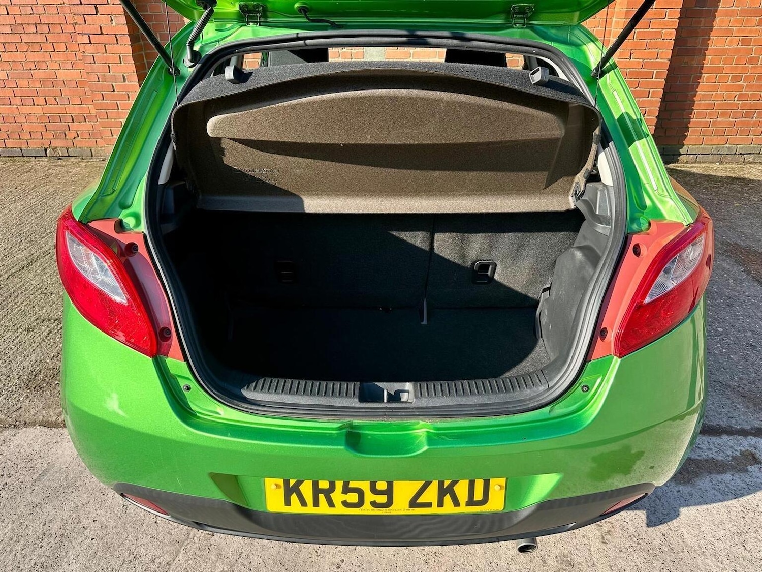 Used Mazda Mazda2 2009 for sale - 77774698: Photo 22