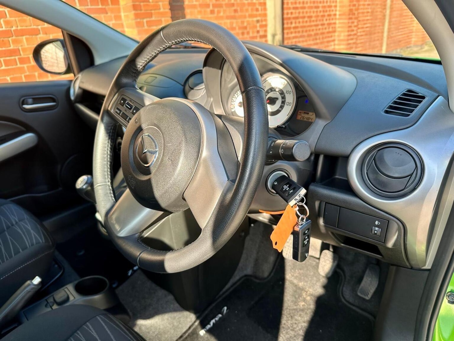 Used Mazda Mazda2 2009 for sale - 77774698: Photo 5