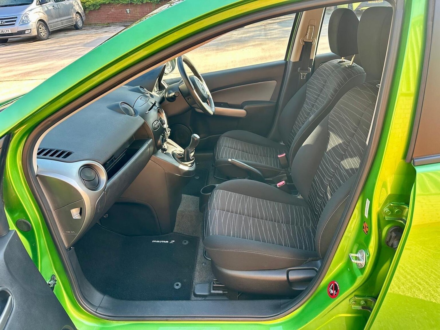Used Mazda Mazda2 2009 for sale - 77774698: Photo 7