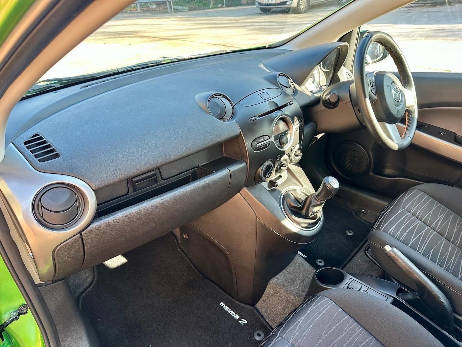 Used Mazda Mazda2 2009 for sale - 77774698: Photo 9