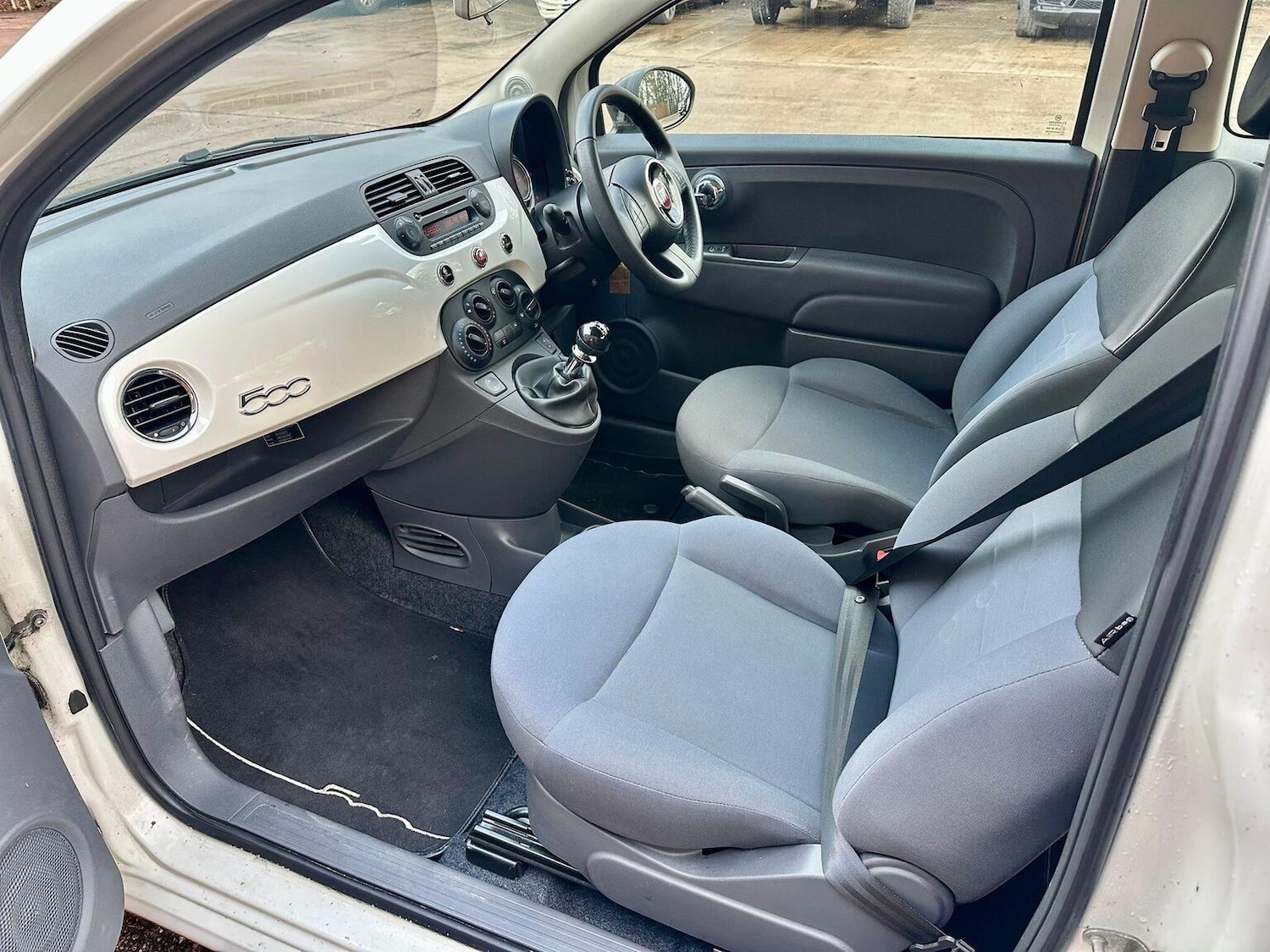 Used Fiat 500 2010 for sale - 77233760: Photo 4