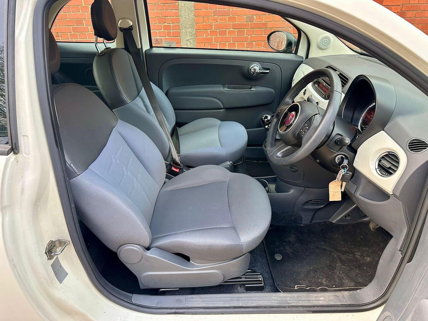 Used Fiat 500 2010 for sale - 77233760: Photo 5