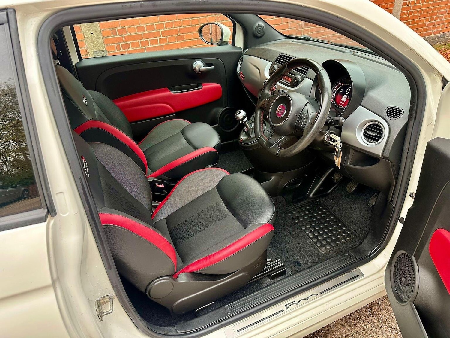 Used Fiat 500 2015 for sale - 76418396: Photo 3