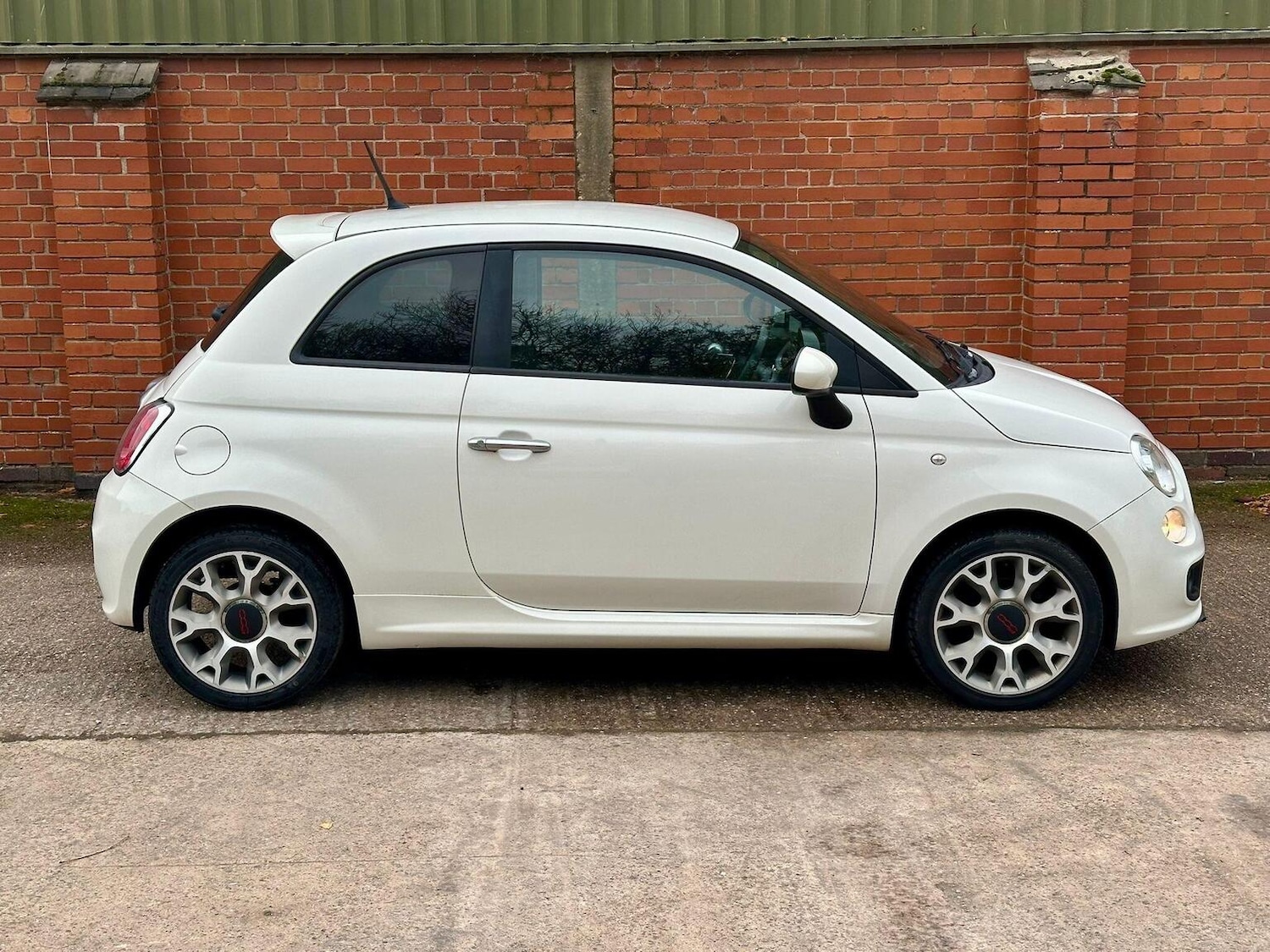 Used Fiat 500 2015 for sale - 76418396: Photo 8