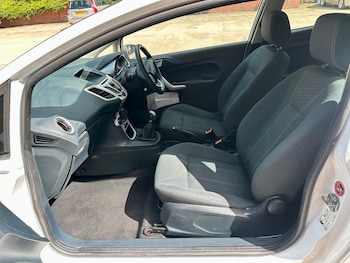 Used Ford Fiesta 2012 for sale - 78339986: Photo