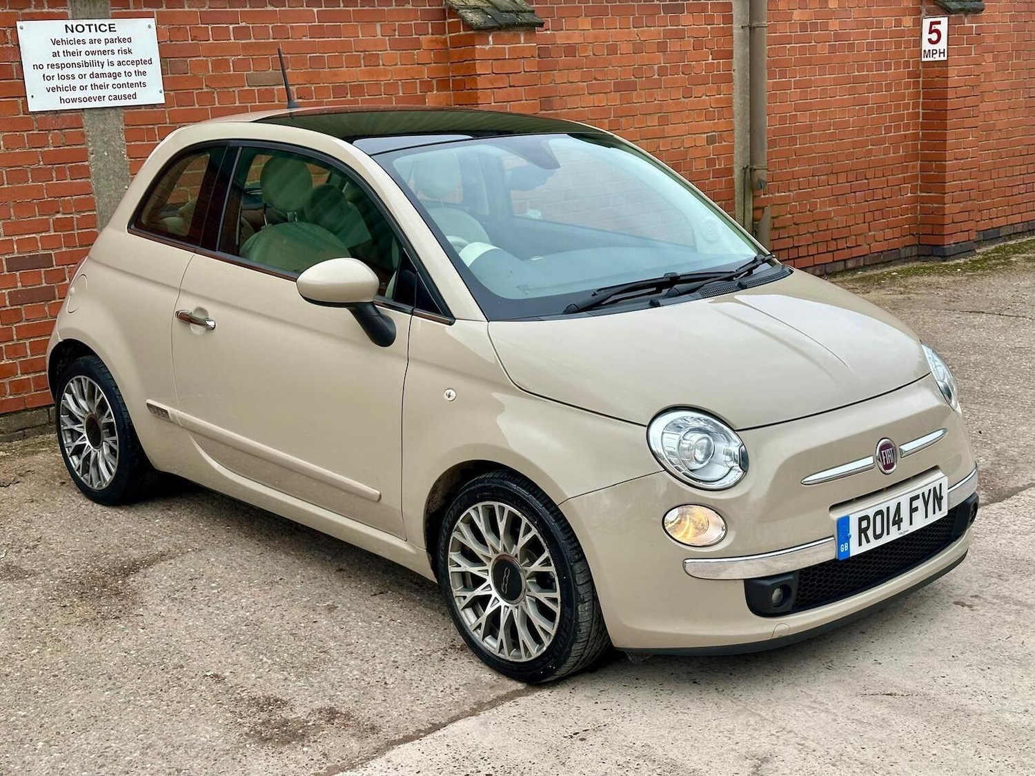 Used Fiat 500 2014 for sale - 77774713: Photo 2