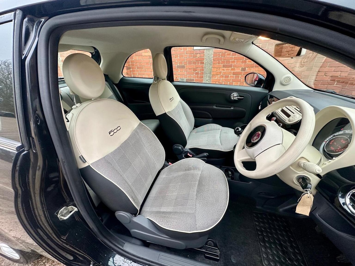 Used Fiat 500 2015 for sale - 77501443: Photo 3