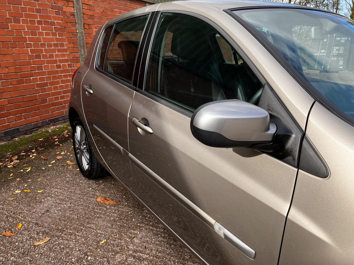 Used Renault Clio 2012 for sale - 76376948: Photo 13