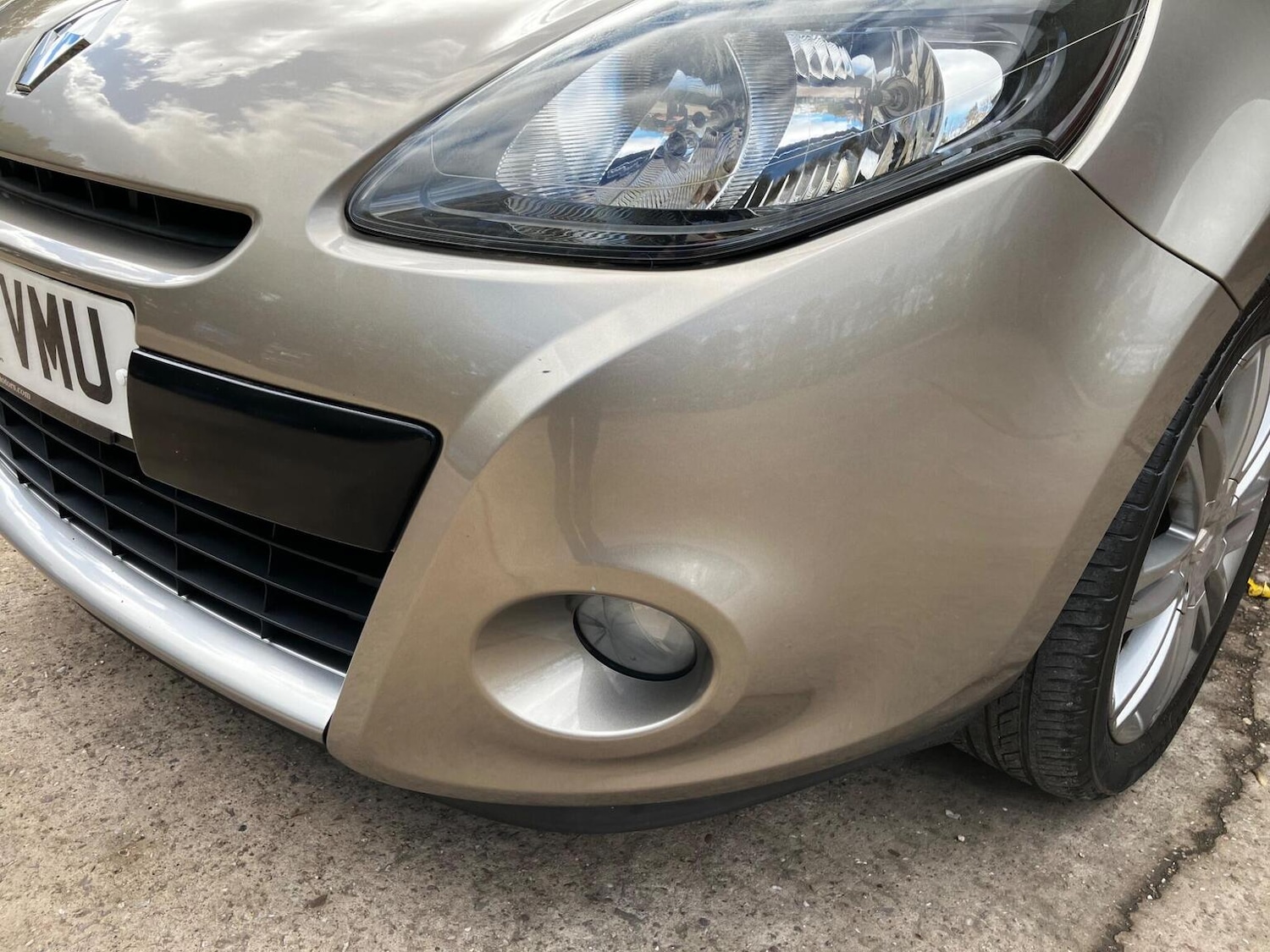 Used Renault Clio 2012 for sale - 76376948: Photo 16