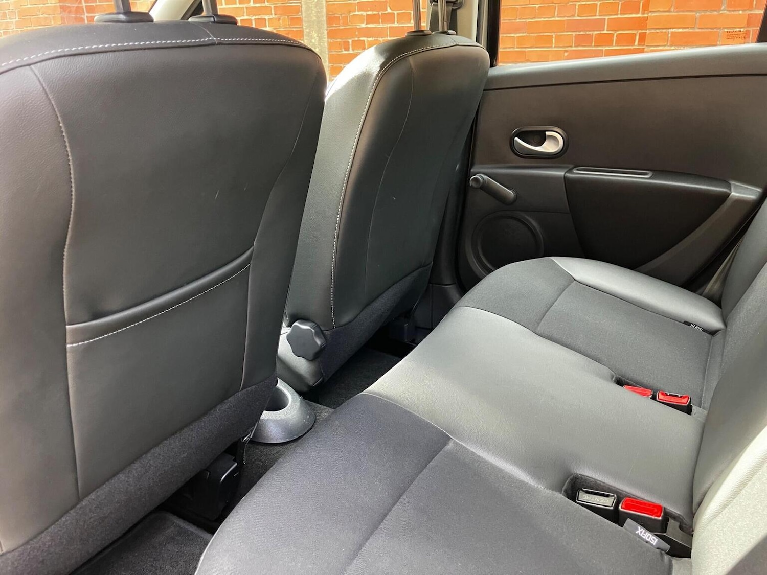 Used Renault Clio 2012 for sale - 76376948: Photo 20