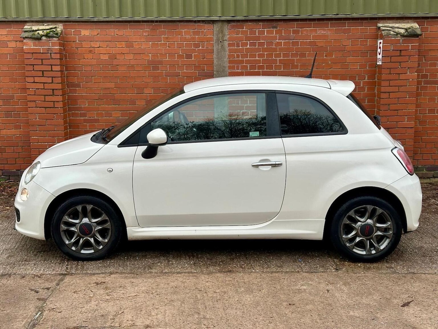 Used Fiat 500 2015 for sale - 76918429: Photo 17