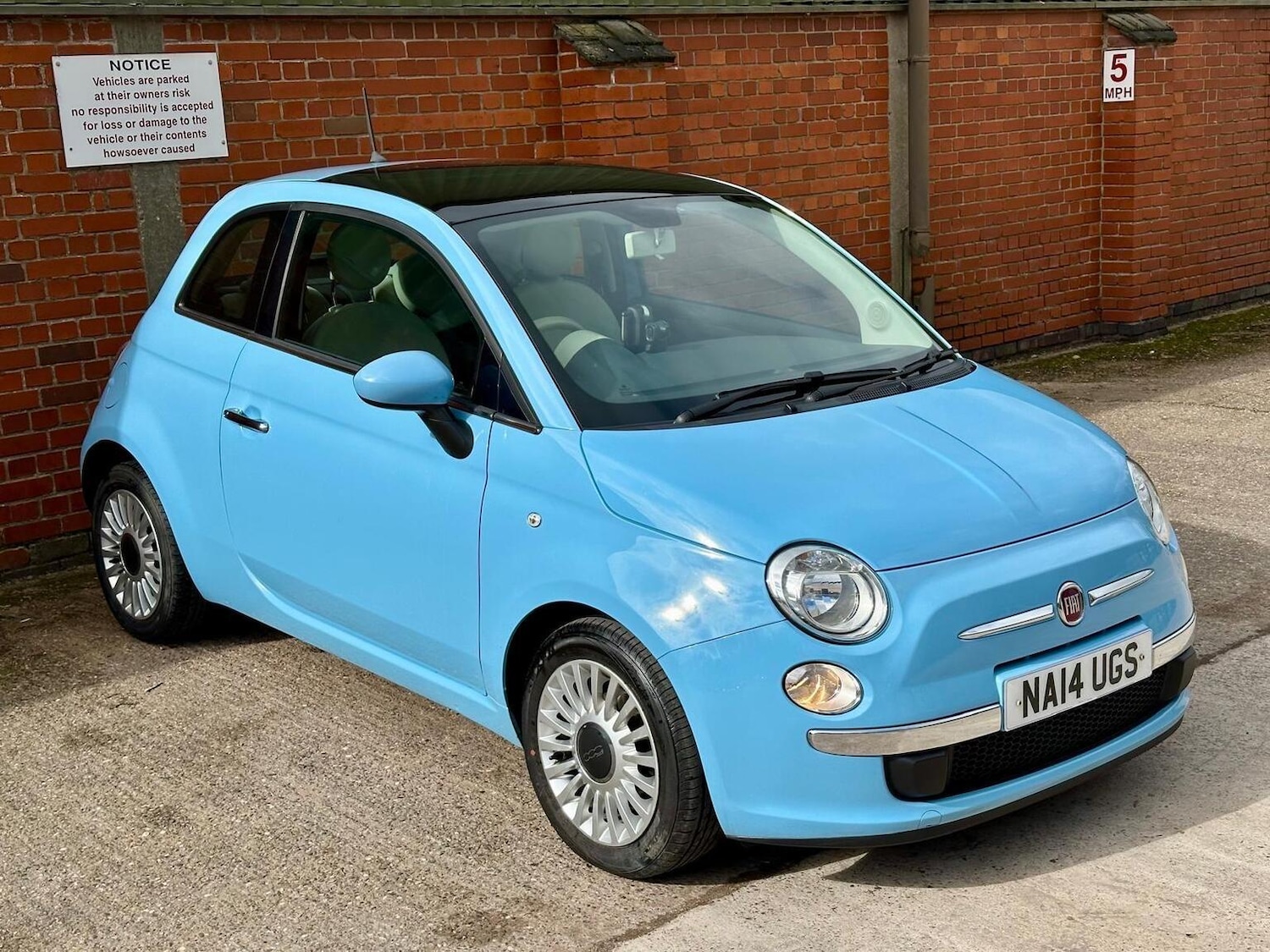 Used Fiat 500 2014 for sale - 77830144: Photo 2