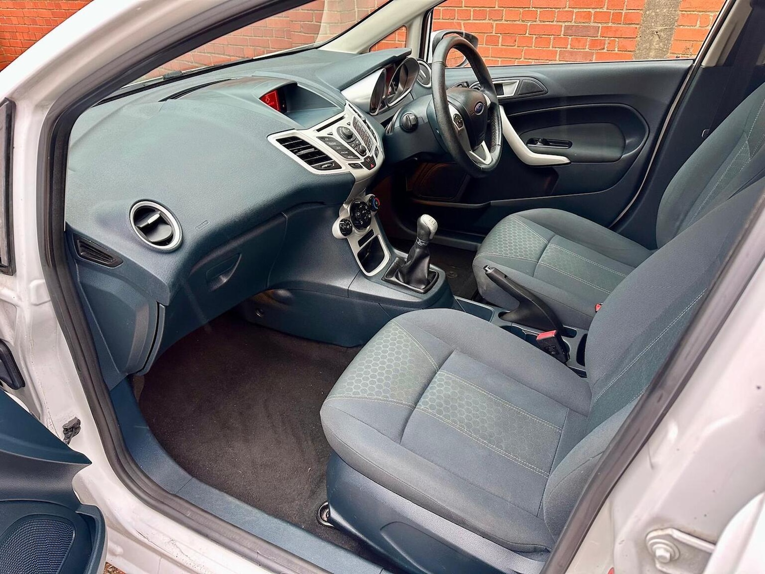 Used Ford Fiesta 2012 for sale - 77277355: Photo 10