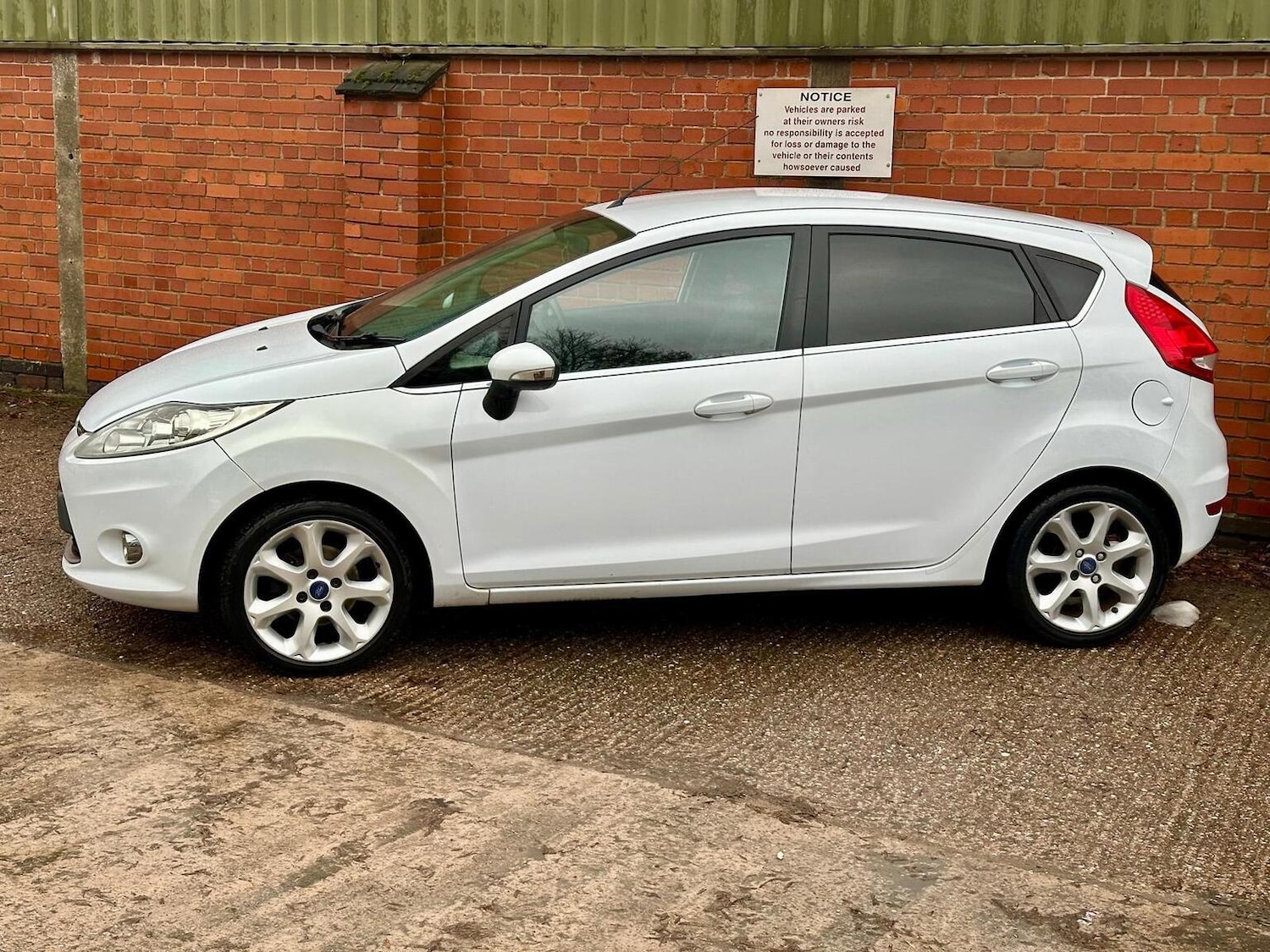 Used Ford Fiesta 2012 for sale - 77277355: Photo 16