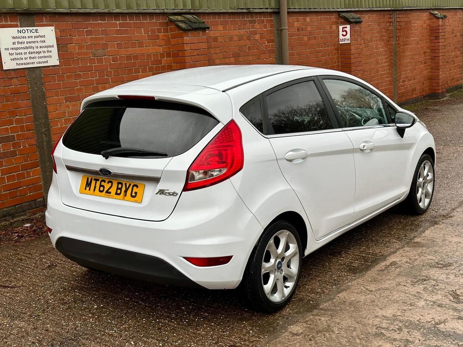 Used Ford Fiesta 2012 for sale - 77277355: Photo 24