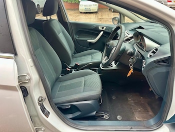 Used Ford Fiesta 2012 for sale - 77277355: Photo