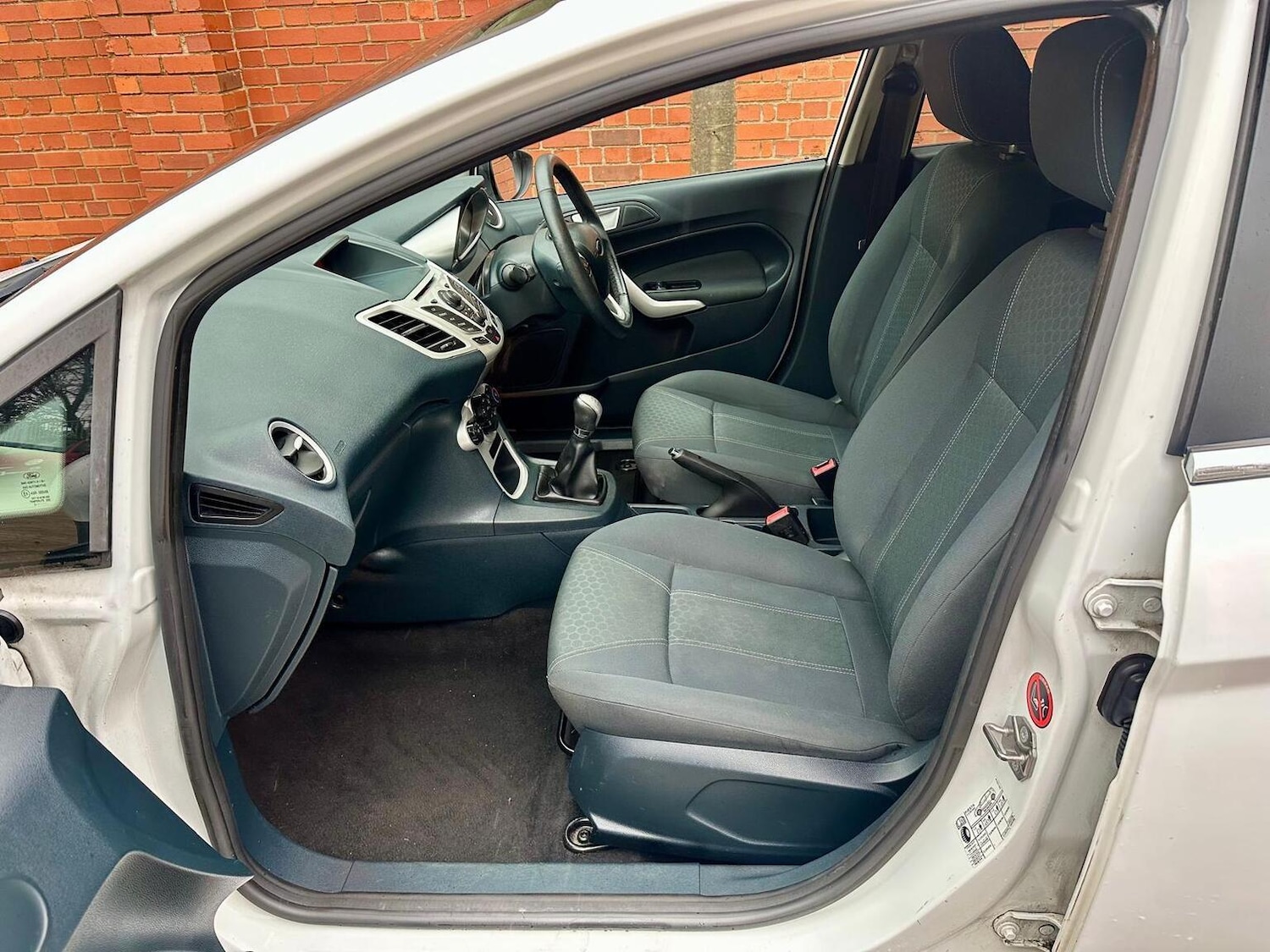 Used Ford Fiesta 2012 for sale - 77277355: Photo 4