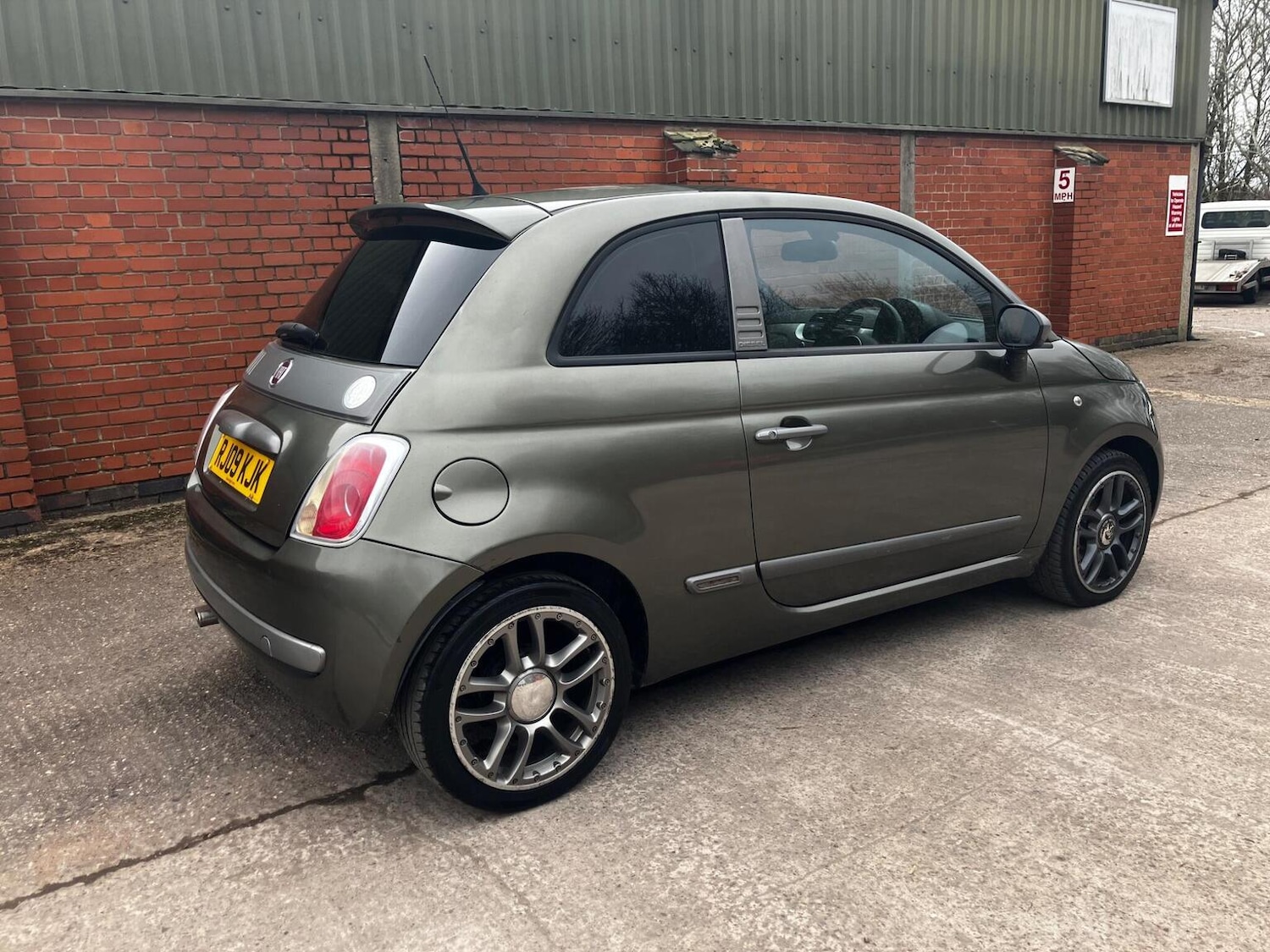 Used Fiat 500 2009 for sale - 77792919: Photo 2