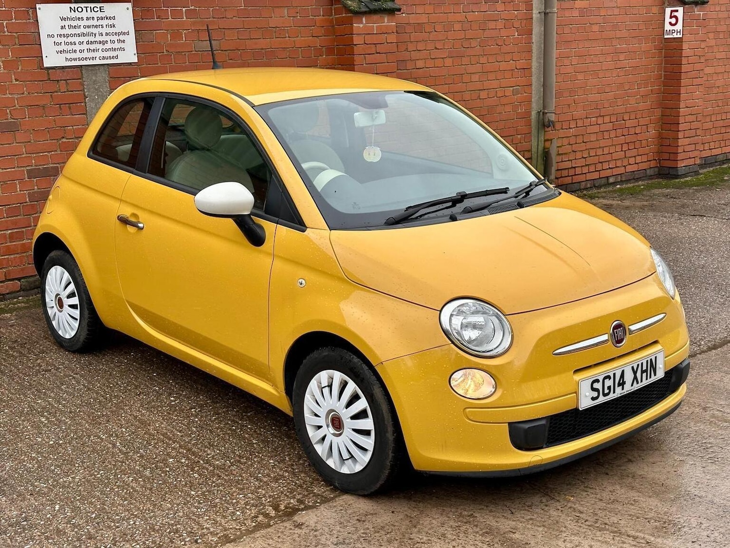 Used Fiat 500 2014 for sale - 77629079: Photo 2
