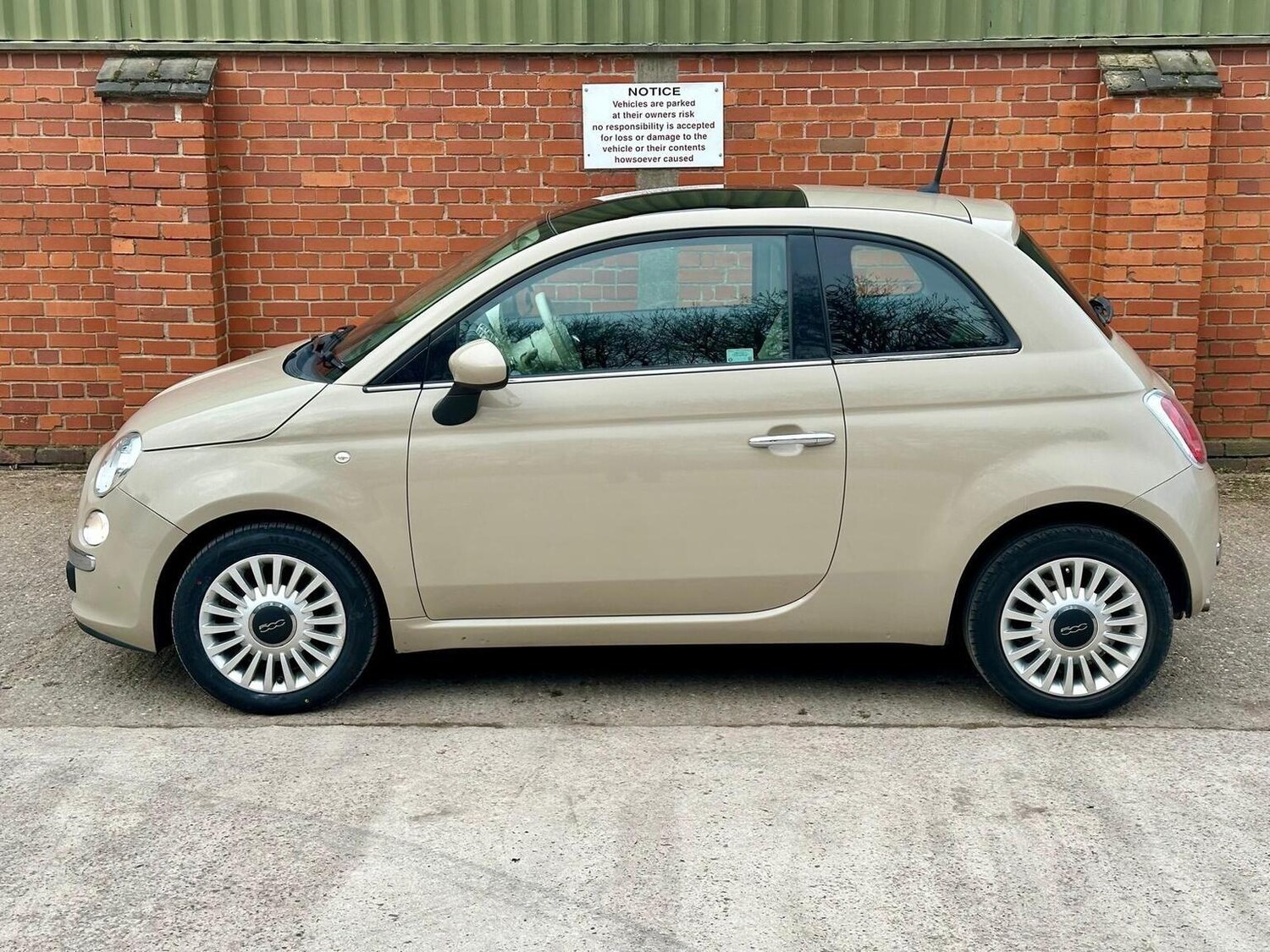Used Fiat 500 2014 for sale - 77997260: Photo 19