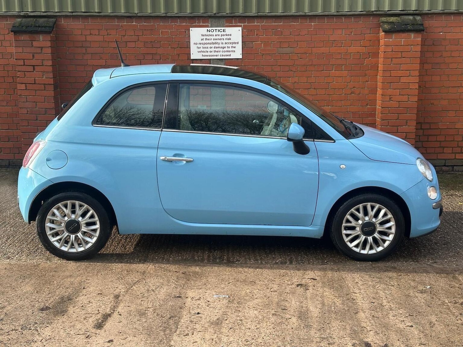 Used Fiat 500 2015 for sale - 77363649: Photo 11