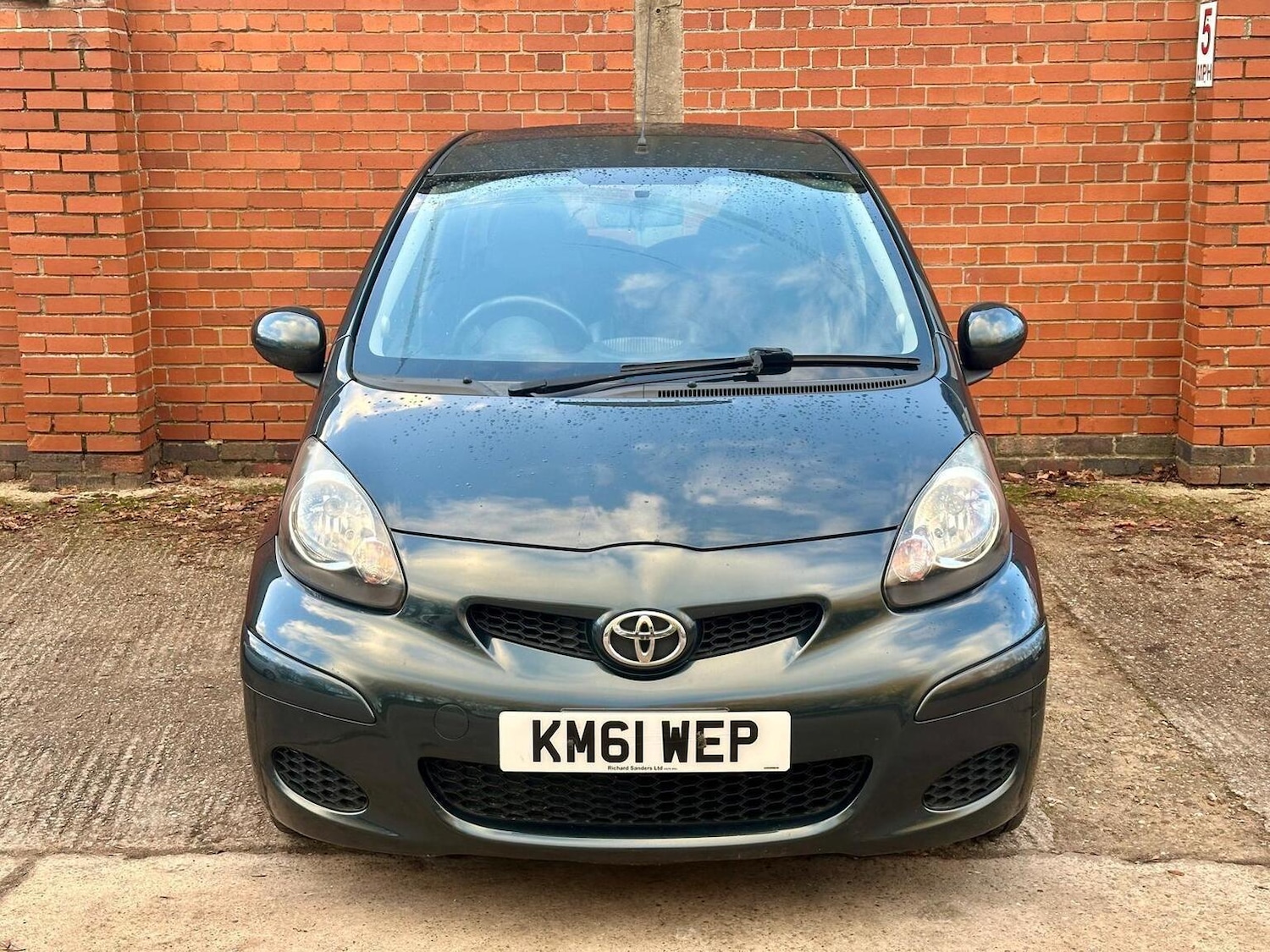 Used Toyota AYGO 2011 for sale - 77093923: Photo 14