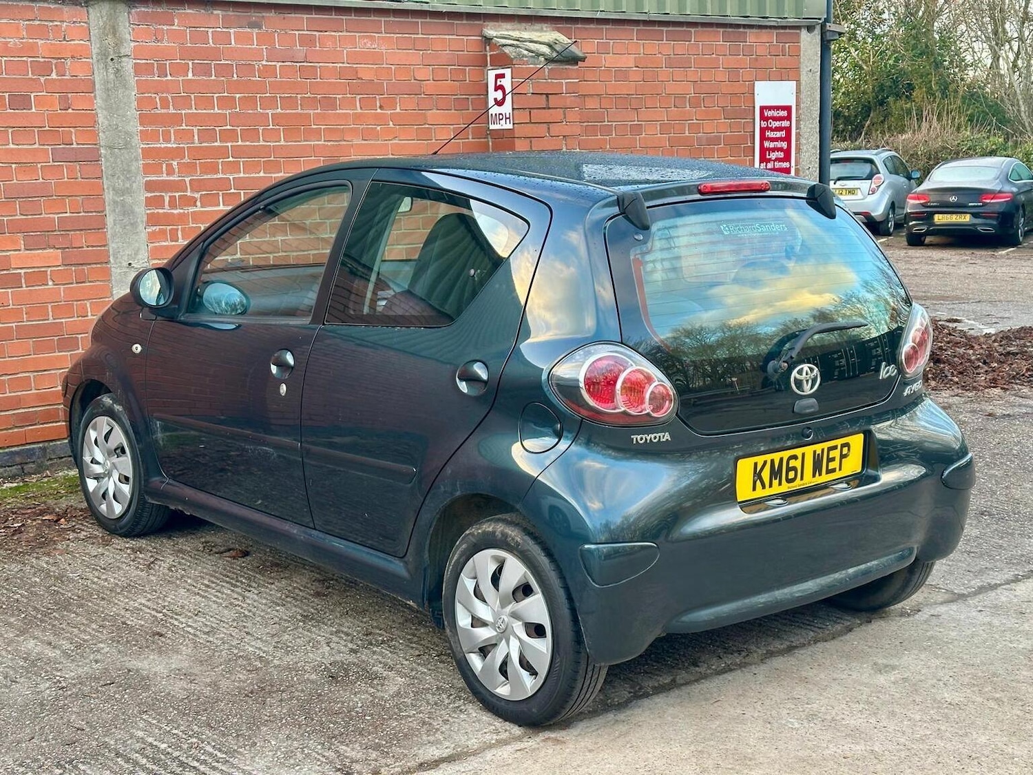 Used Toyota AYGO 2011 for sale - 77093923: Photo 23